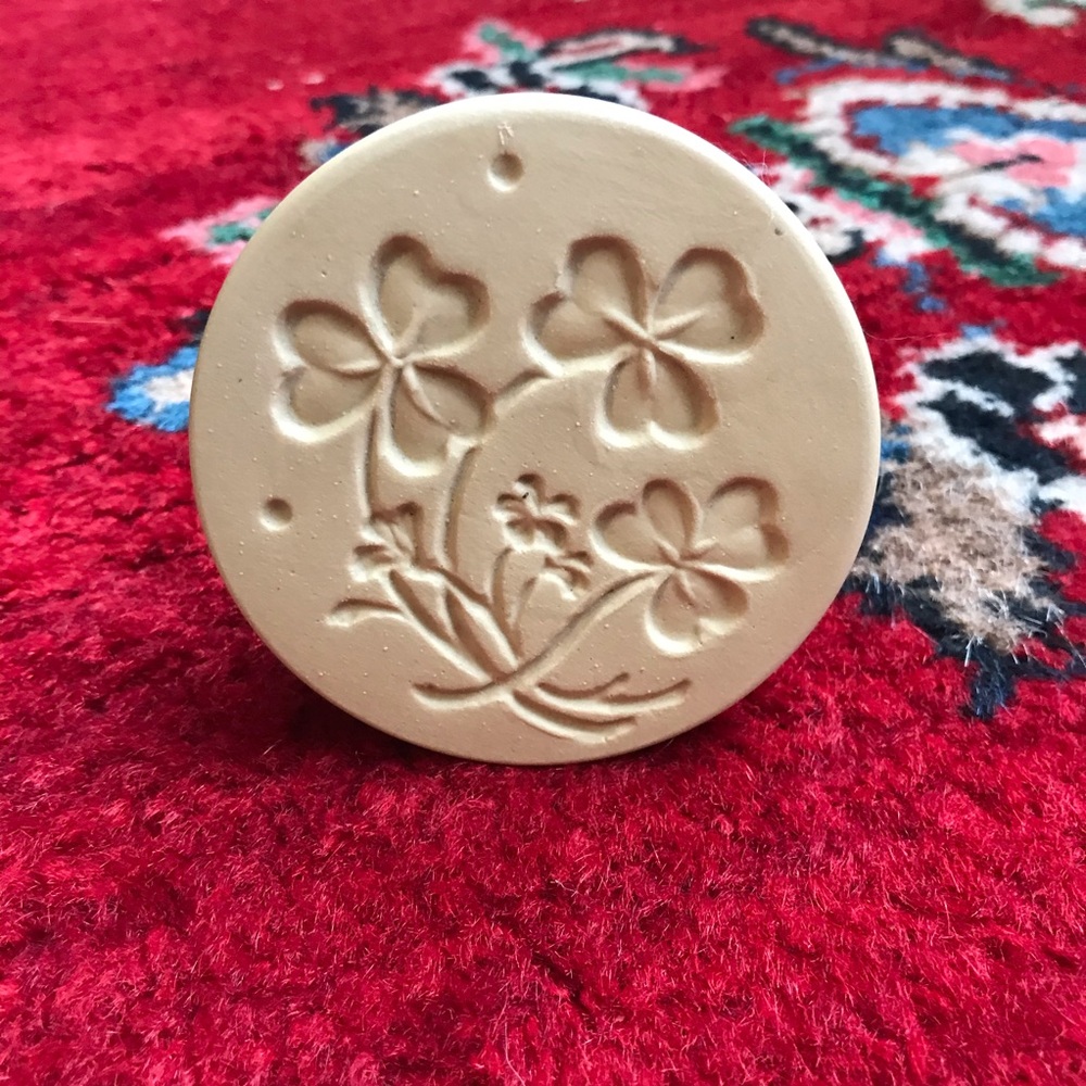 Ceramic cookie press